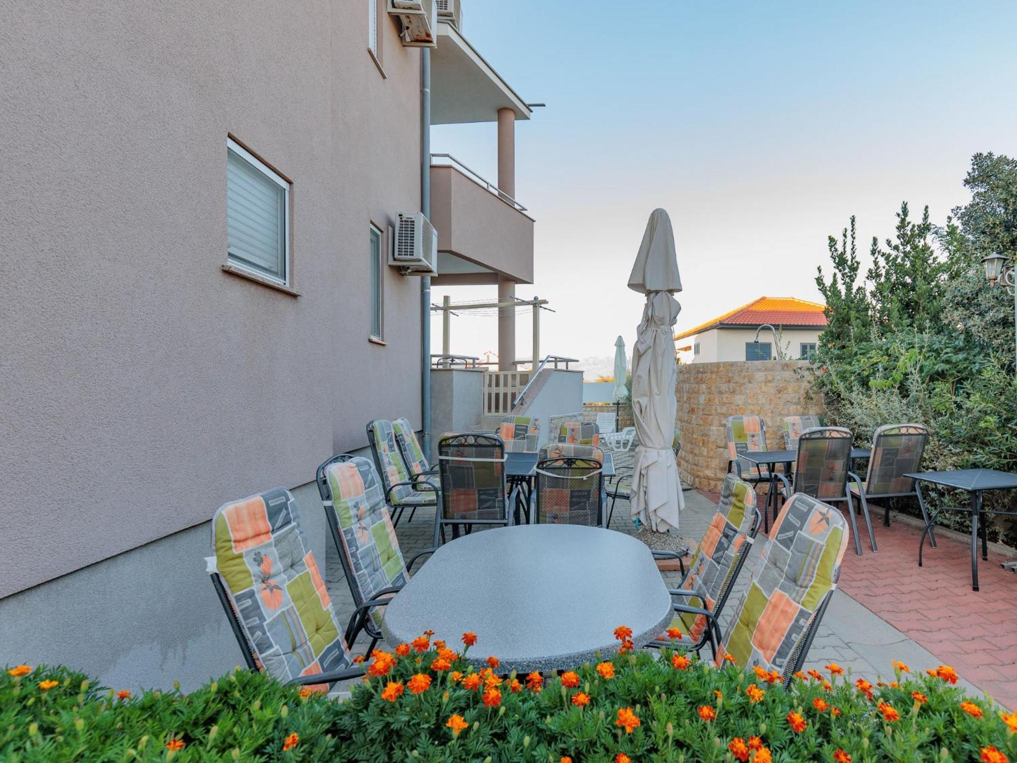 Apartment Mlasina-6 By Interhome Nin Exterior foto