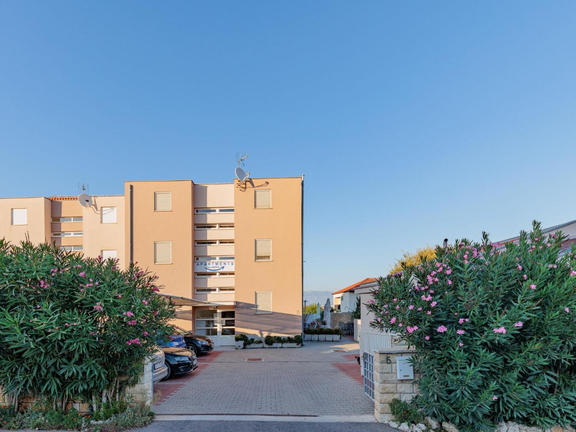 Apartment Mlasina-6 By Interhome Nin Exterior foto